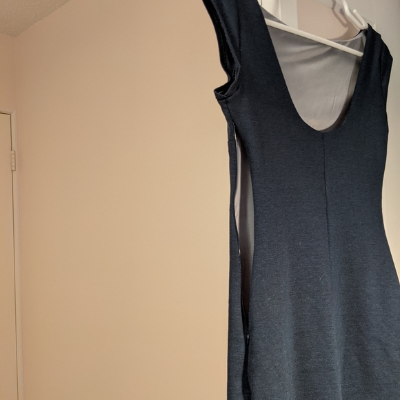 Dress - Picture 6 of 6